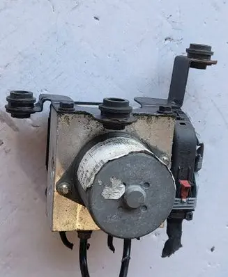 Volkswagen Sharan ABS Pump 7N0614109N 17618849 54085823F