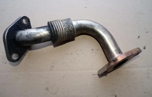 Audi A4 S4 B5 8D EGR valve line/pipe/hose 03813152AJ