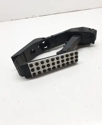 Mercedes-Benz C W203 Accelerator throttle pedal A1703000404 A2033010001