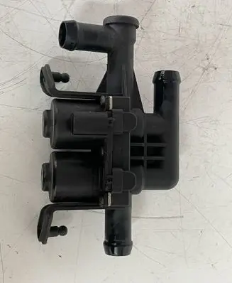 BMW 5 F10 F11 Coolant heater control valve 6411911916404 9119164
