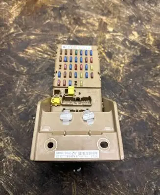 Subaru Forester SH Fuse module 82201FG010 808046