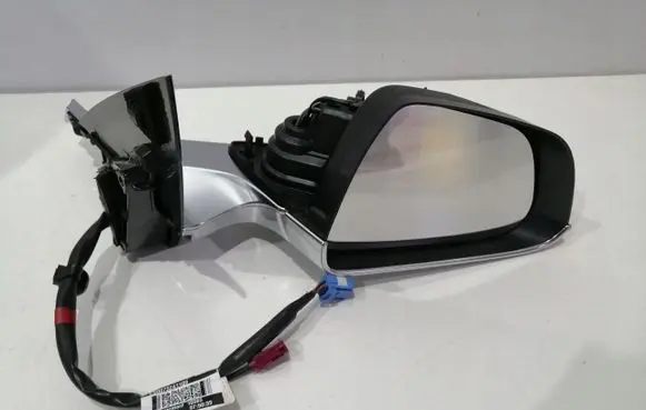 Tesla Model 3 Front door electric wing mirror
