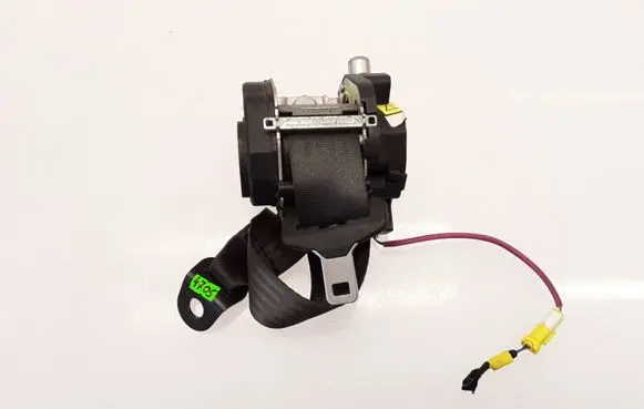 Maserati Quattroporte Rear seatbelt 0403049