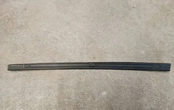Subaru Outback (BS) Front door trim (molding) 4z0e0