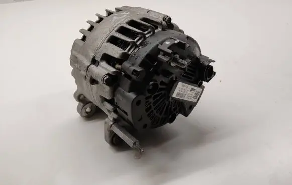 Volkswagen Tiguan Allspace Generator/alternator 04L903021D 14V140A 2715271B