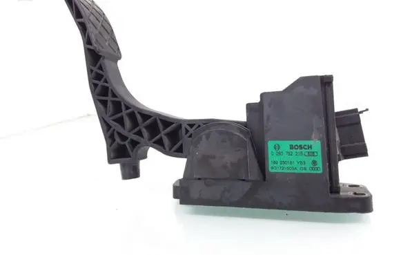 Volkswagen Polo Accelerator throttle pedal 0280752215 6Q1721503A