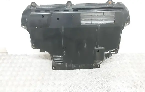 Volvo V50 Engine splash shield/under tray 31290786