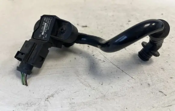 Audi Q7 4L Air pressure sensor 036906051G 0261230081