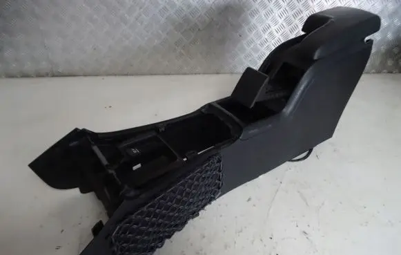 Mercedes-Benz B W245 Armrest 