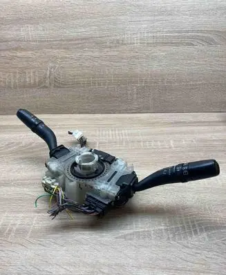 Mazda 6 Wiper turn signal indicator stalk/switch GJ5M17D318 17A089