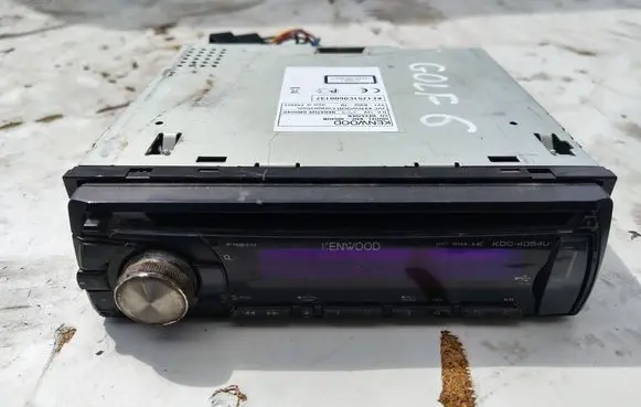 Volkswagen Golf VI Radio/CD/DVD/GPS head unit