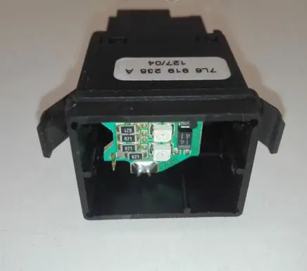 Volkswagen Touareg I Passenger airbag on/off switch 7L6919235A
