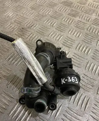 Porsche Cayenne (92A) Engine coolant pipe/hose 059121506H