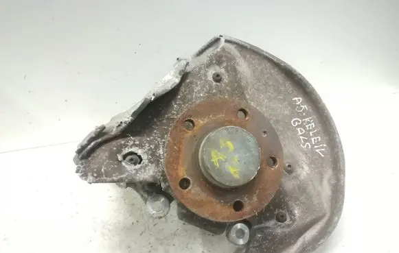 Audi A5 8T 8F Rear wheel hub 8K05012481