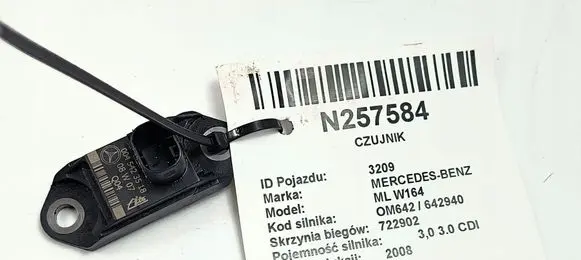 Mercedes-Benz ML W164 Airbag deployment crash/impact sensor