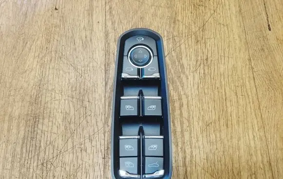 Porsche Macan (95B) Electric window control switch 7PP959858AH