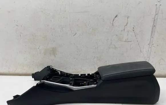 BMW 3 G20 G21 Armrest 6806778 6994718
