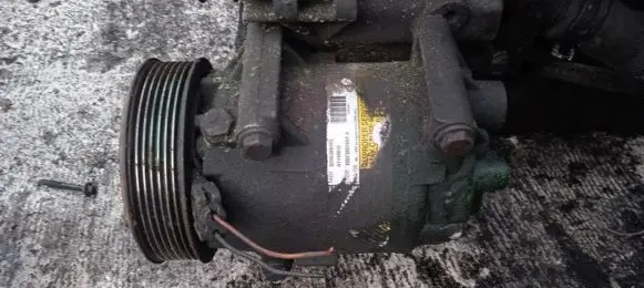 Renault Scenic II - Grand scenic II Air conditioning (A/C) compressor (pump) 8200309193