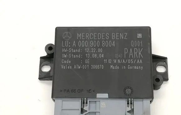 Mercedes-Benz E C207 W207 Parking PDC control unit/module A0009008004