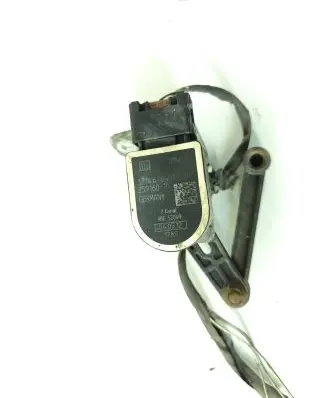 Headlight/headlamp level sensor
