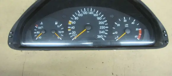 Mercedes-Benz E W210 Speedometer (instrument cluster) 2105406547