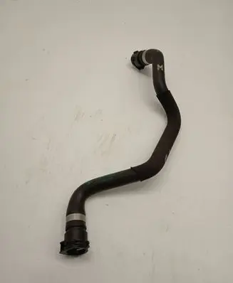 BMW 7 G11 G12 Engine coolant pipe/hose 8572908