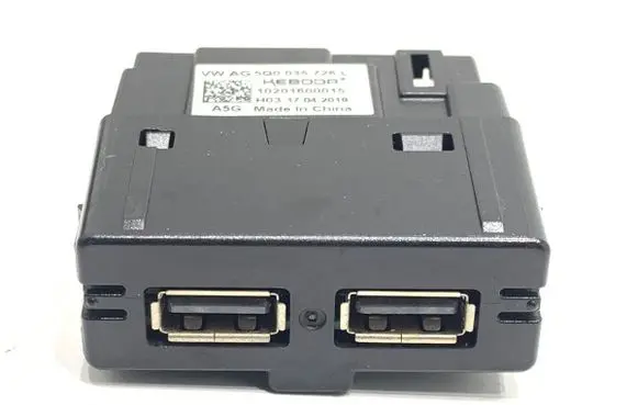 Seat Leon (5F) USB socket connector 5Q0035726L