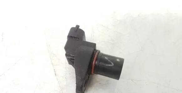 Mercedes-Benz E W211 Camshaft position sensor A0051531328