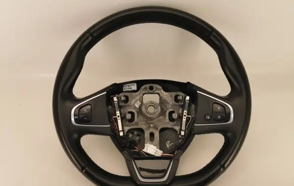 Renault Captur Steering wheel