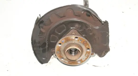 Volkswagen Golf VIII Front wheel hub