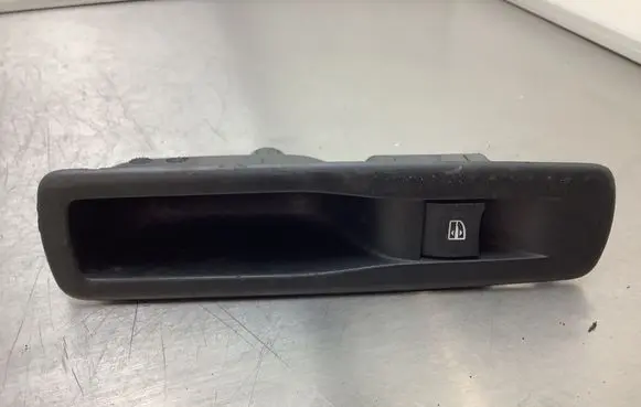 Renault Laguna III Electric window control switch 1008769