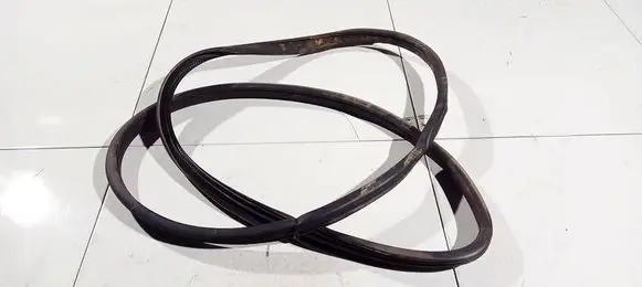 Mercedes-Benz R W251 Rubber seal front coupe door 