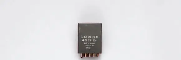 Mercedes-Benz Vito Viano W638 Other relay 0015402045