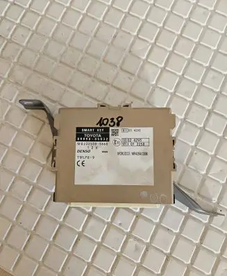Toyota Avensis T270 Other control units/modules 8999005032 MB2325005660