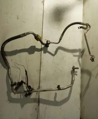 Opel Vectra C Air conditioning (A/C) pipe/hose 13202840