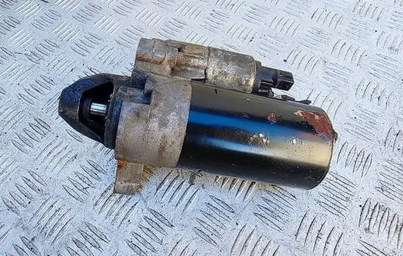 Mini Cooper Countryman R60 Starter motor 0001138048