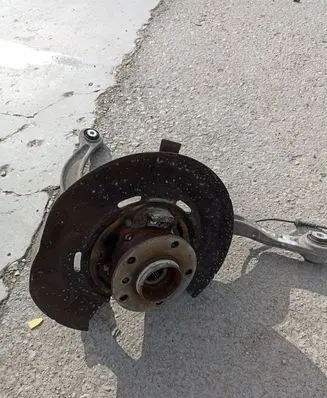 BMW 7 F01 F02 F03 F04 Rear wheel hub