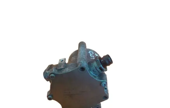 Volvo S60 Vacuum pump 31480558