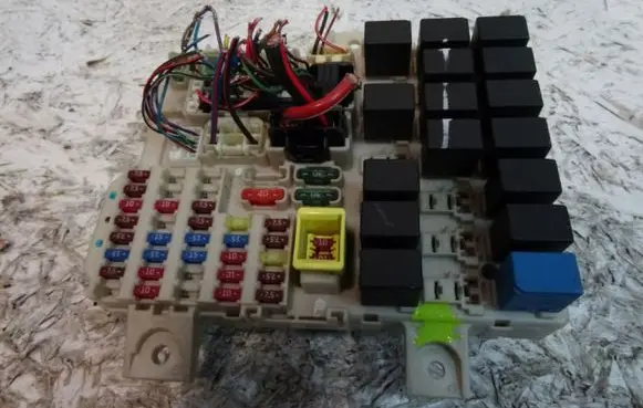 Mitsubishi Colt Fuse box set 1791H0A1