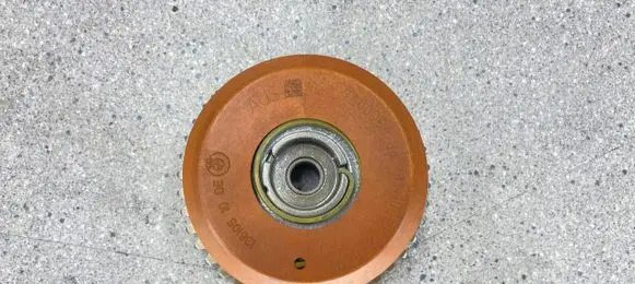 BMW M6 Camshaft pulley/ VANOS 7600086 11367600086