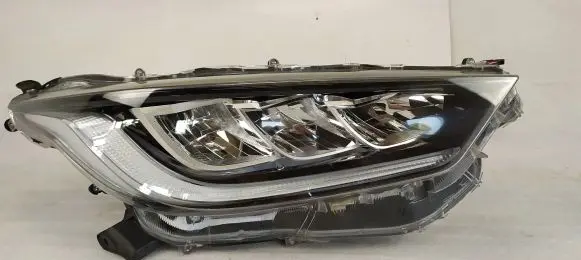 Toyota Yaris Headlight/headlamp