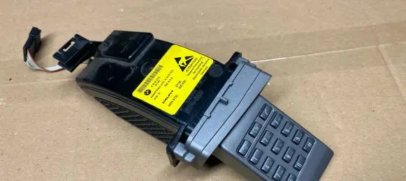 BMW 7 E65 E66 Phone keyboard 6918572 6918573