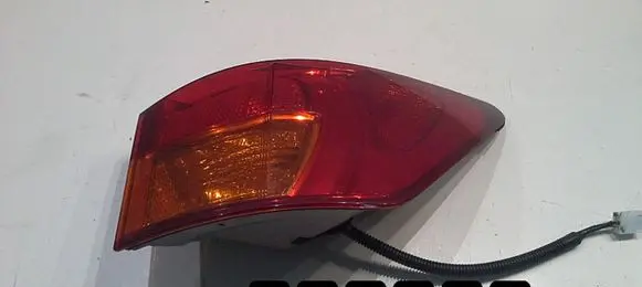 Lexus IS 220D-250-350 Rear/tail lights