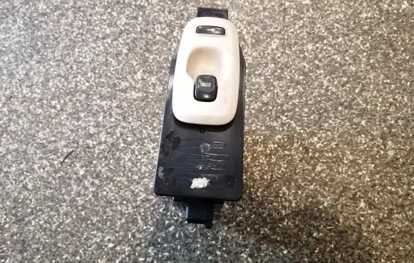 Volvo V70 Electric window control switch 30658147