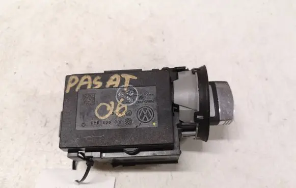 Volkswagen PASSAT B6 Ignition lock 3C0905843
