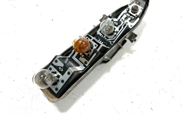 Renault Scenic II - Grand scenic II Tail light bulb cover holder