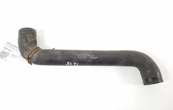 Mercedes-Benz Vito Viano W639 Engine coolant pipe/hose A6395014382