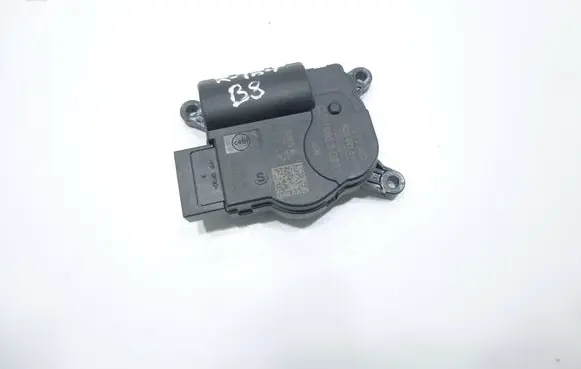 Volkswagen PASSAT B8 Air flap motor/actuator 2Q0907511F CZ1168900921 3093919M