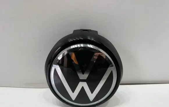 Volkswagen Tiguan Manufacturer badge logo/emblem 571853343B
