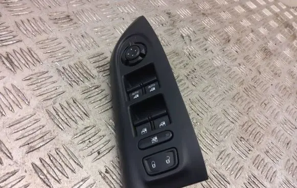 Fiat 500X Electric window control switch 07356331480